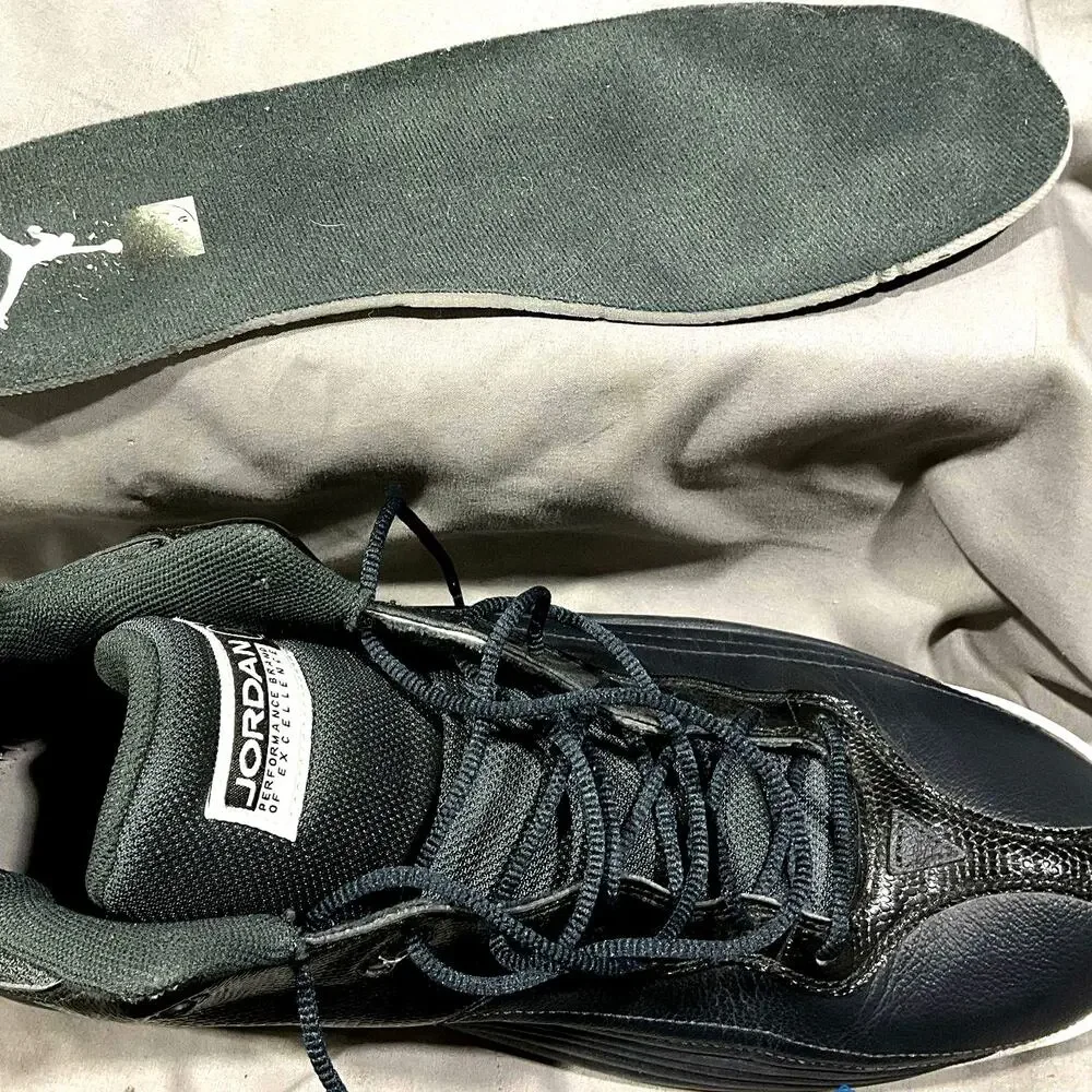 Men's Sz 12 NIKE JORDAN Jumpman Team 1 Black Anthracite Basketball Sneakers EUC
